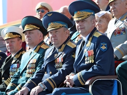 Военный парад по случаю 68-й годовщины Великой Победы