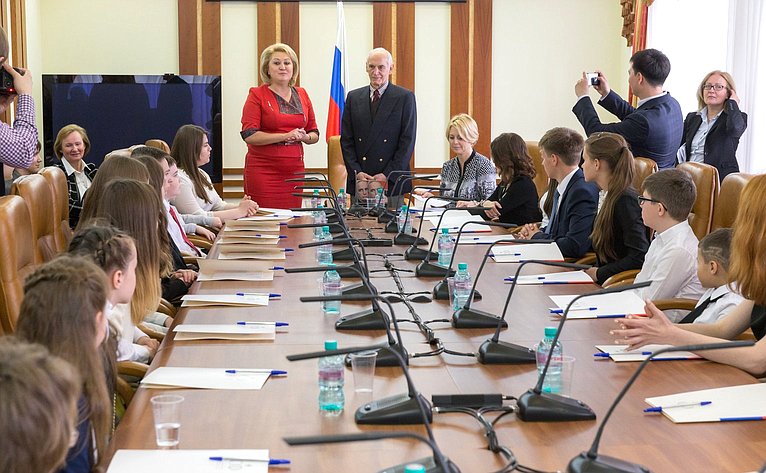 Лилия Гумерова провела церемонию награждения победителей интеллектуального марафона &laquo;Письма Победы&raquo;